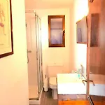 No Fiestas, 5 Solo Familias, Parejas O Trabajo Parking Publico Gratis A 300m Apartment