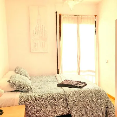 Apartamento No Fiestas, 5 Solo Familias, Parejas O Trabajo Parking Público Gratis A 300m *