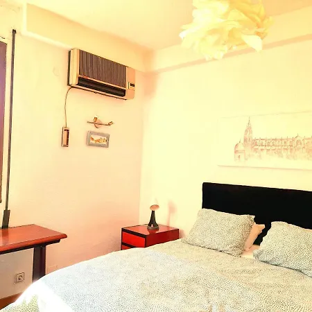 Appartement No Fiestas, 5 Solo Familias, Parejas O Trabajo Parking Publico Gratis A 300m *