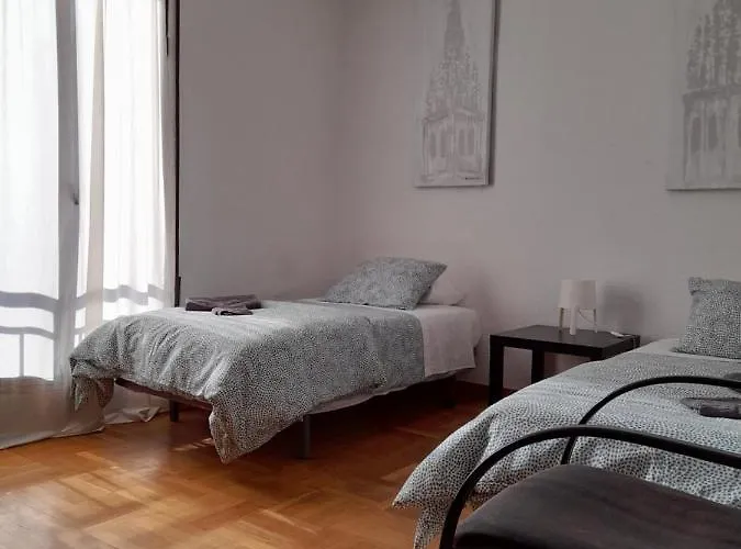 Apartment No Fiestas, 5 Solo Familias, Parejas O Trabajo Parking Publico Gratis A 300m