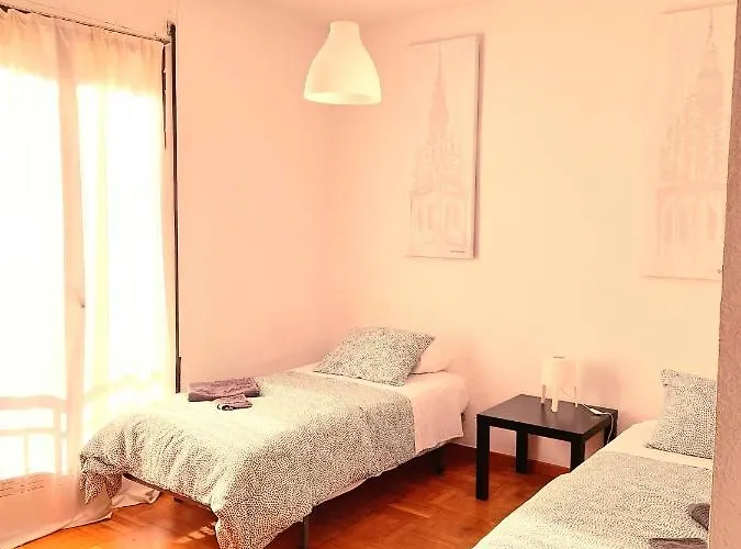 Appartement No Fiestas, 5 Solo Familias, Parejas O Trabajo Parking Publico Gratis A 300m