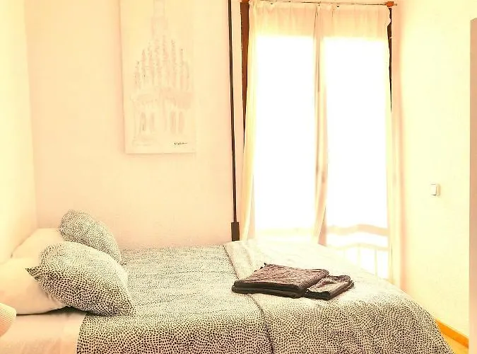 Apartment No Fiestas, 5 Solo Familias, Parejas O Trabajo Parking Publico Gratis A 300m *