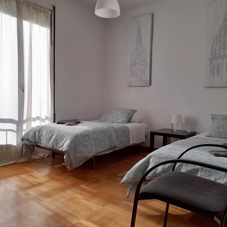 Apartment No Fiestas, 5 Solo Familias, Parejas O Trabajo Parking Publico Gratis A 300m