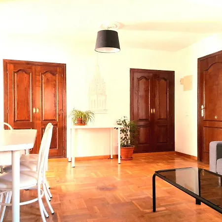 No Fiestas, 5 Solo Familias, Parejas O Trabajo Parking Publico Gratis A 300m *